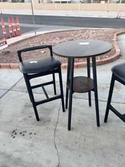 Barstool with table