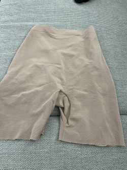 SKIMS Women's Sheer Sculpt Low Back Short