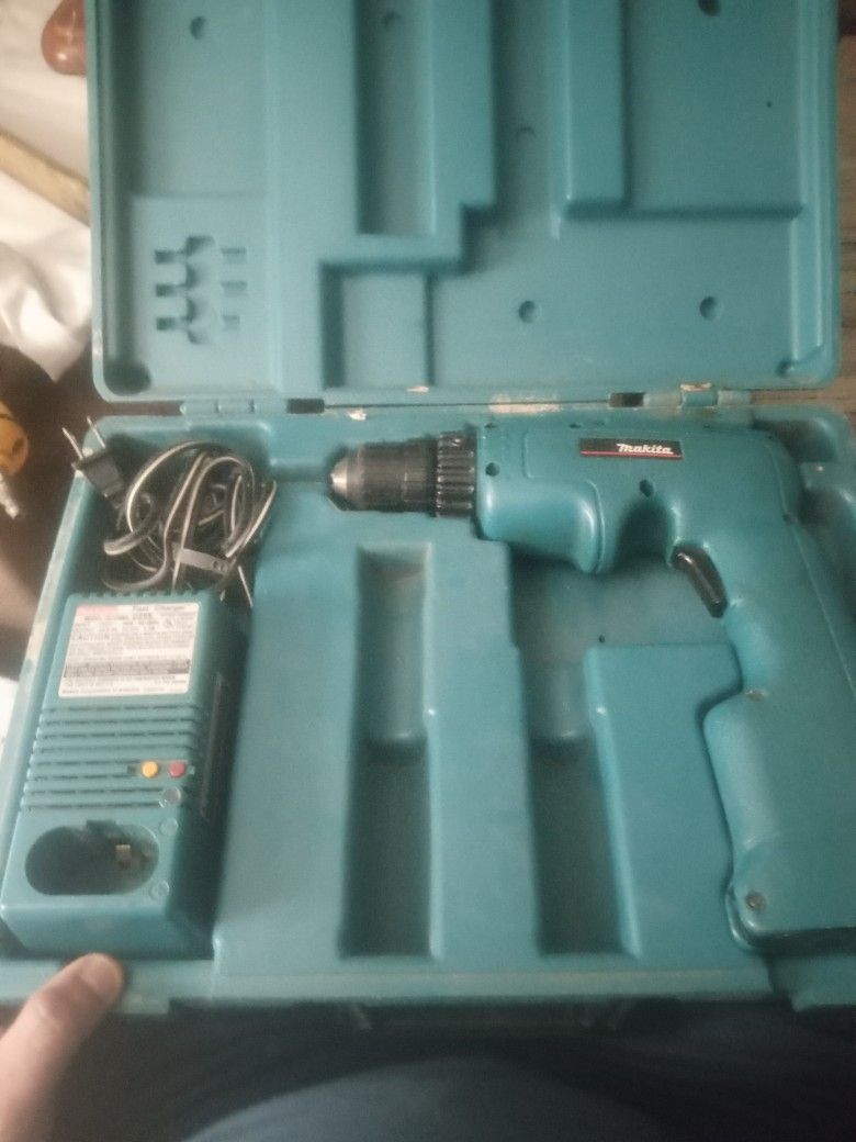 $20 Makita 6011D Driver
