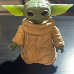 Star Wars Hasbro The Mandalorian The Child Baby Yoda Grogu 6.5” Poseable Figure