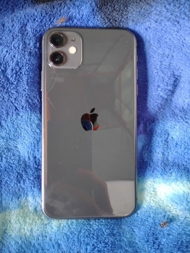 iPhone 11 Unlocked