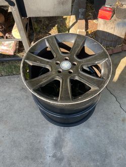Rim with sensor 20” front mustang Salem style