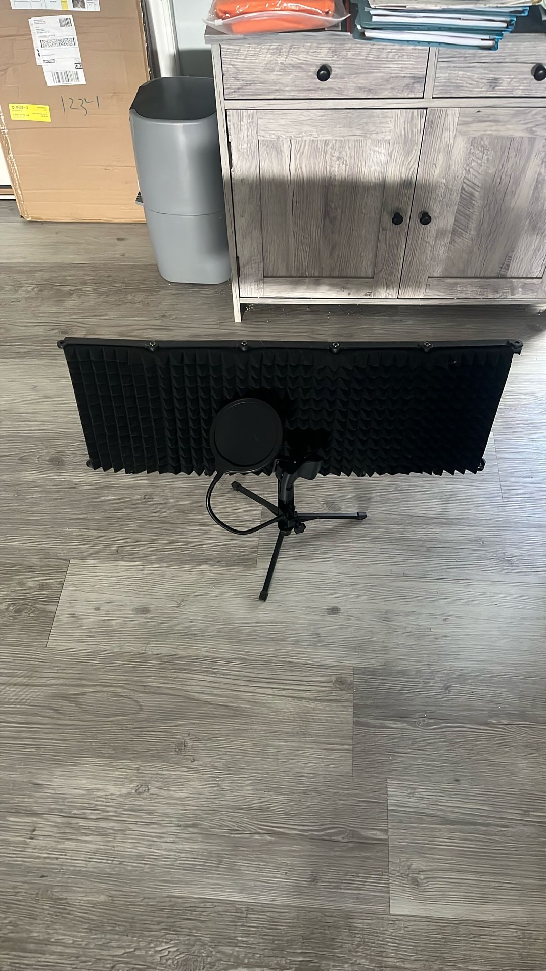 Desktop Recording Noise Cancellation Stand