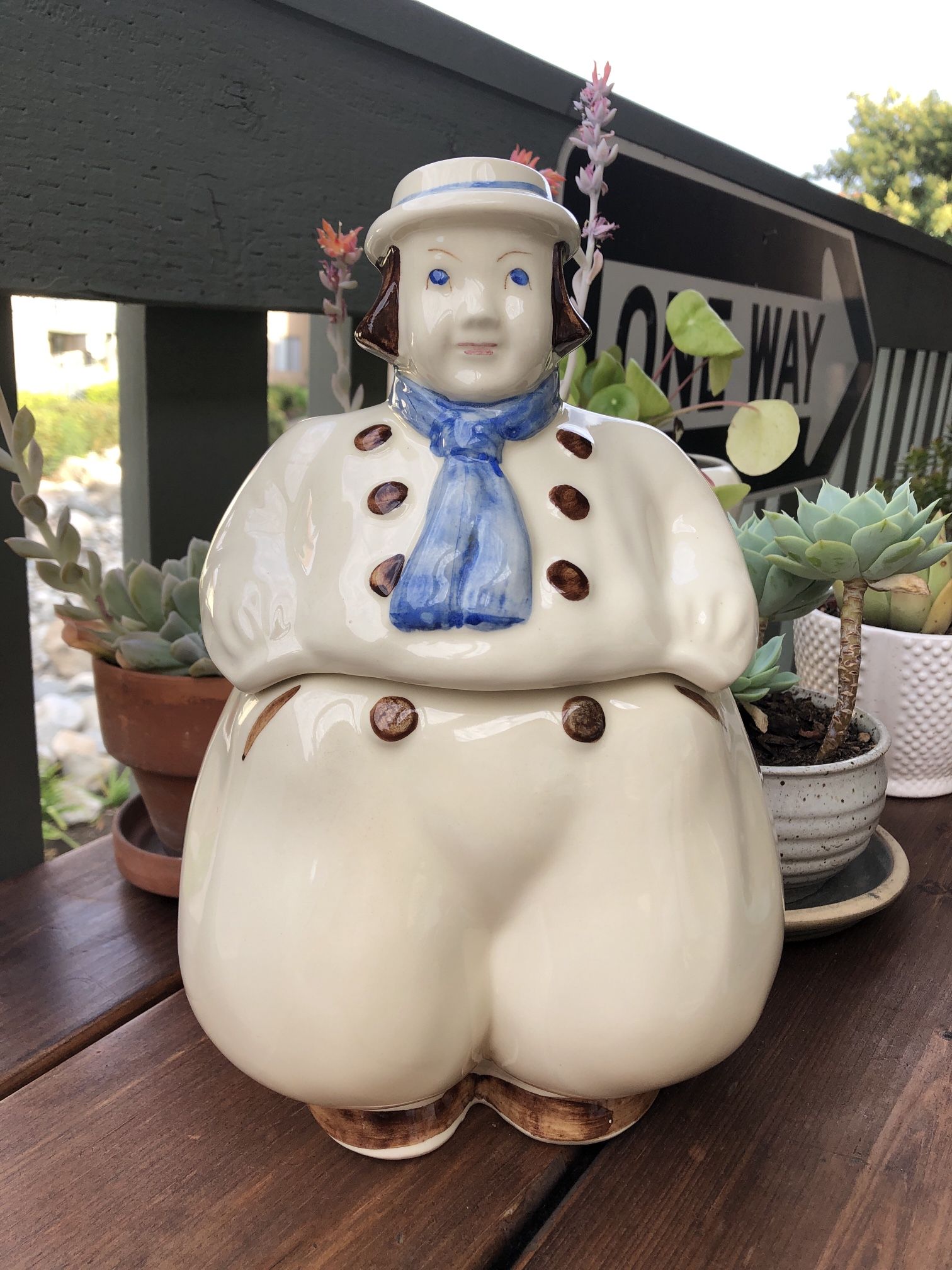 Vintage Shawnee USA Pottery Dutch Boy Cookie Jar