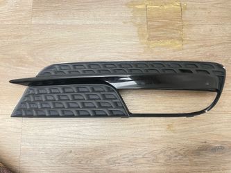 Passenger Front Bumper Fog Light Grille 8T0807682H Fits 13-16 Audi A5