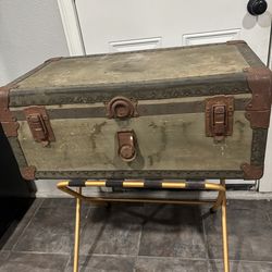 Vintage Trunk