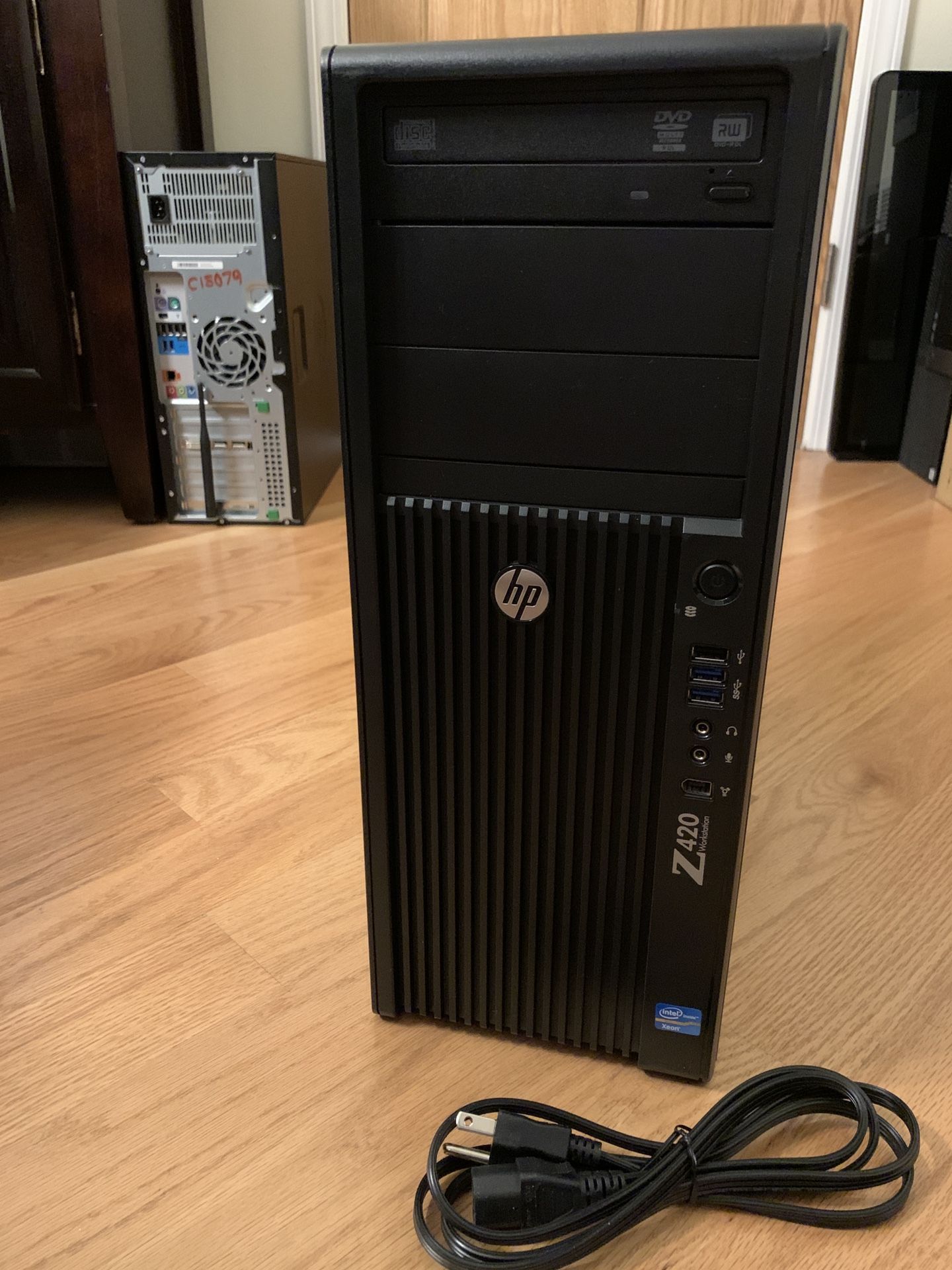 Professional Computer Unit HP Z420 with 16 Gb RAM 1Tb Disk Drive