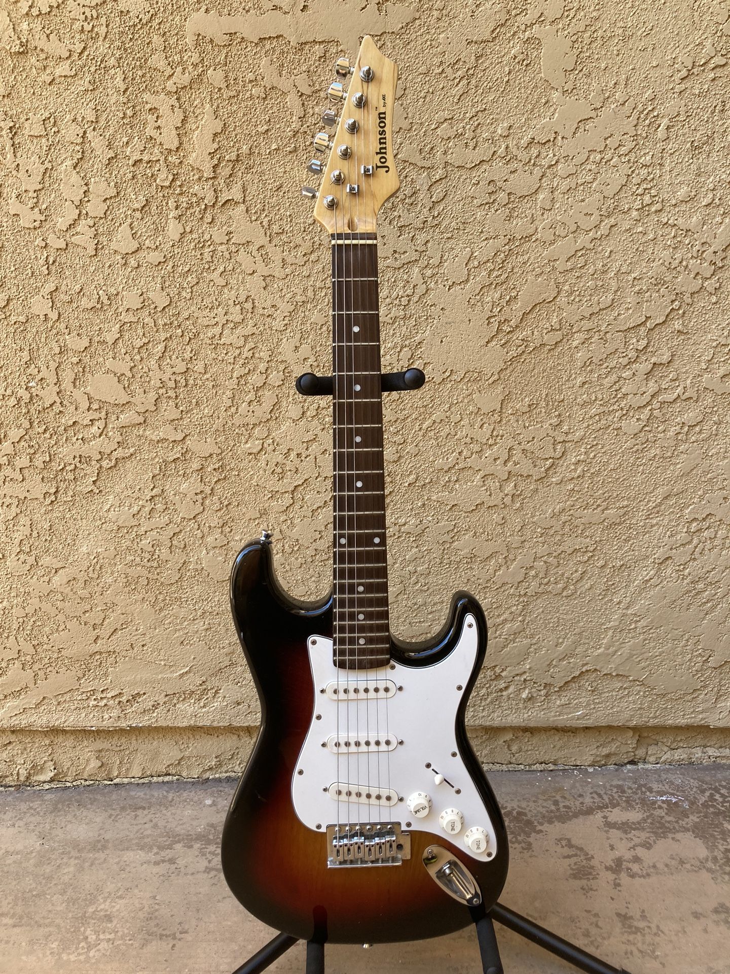 Johnson Electric Guitar Mini Strat