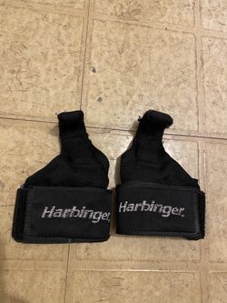 Harbinger lifting hooks