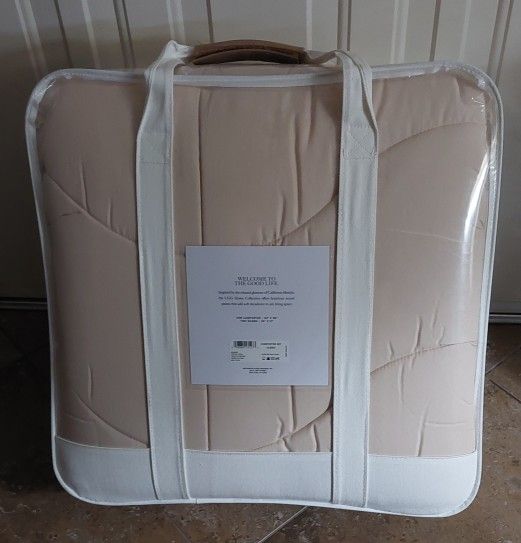 UGG Shell Color Alahna Cooling Technology Queen Comforter Set for Sale