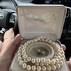 Genuine Pearl Necklace 14K Gold