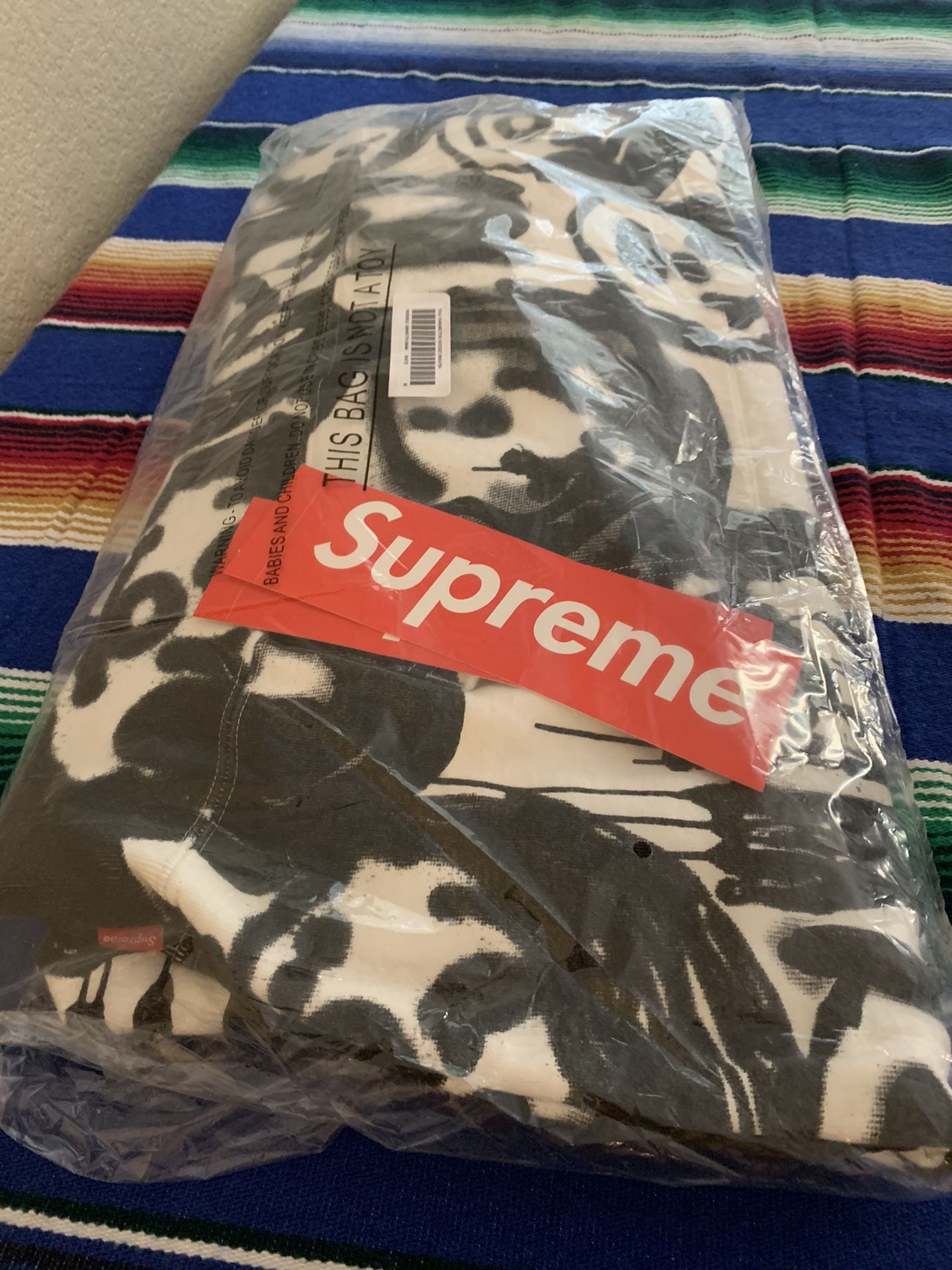 Supreme hoodie