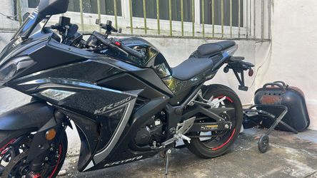 Italika 2024  Black Clean Title