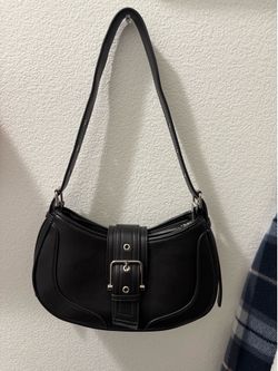 Black purse