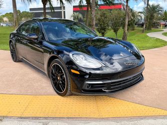 2018 Porsche Panamera
