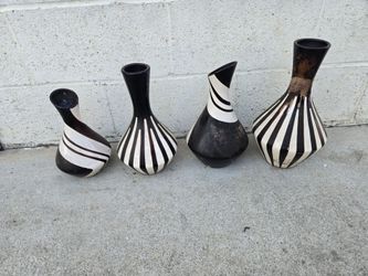 Set of 4 Black and White Ceramic Vases