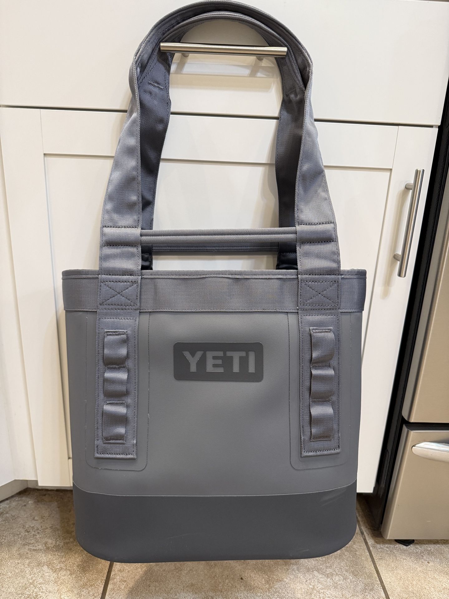 Yeti Camino 20 Carryall Tote Storm Gray