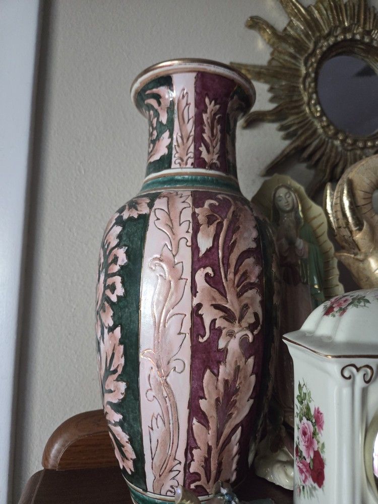 Vases Porcelain Detailed Tooled