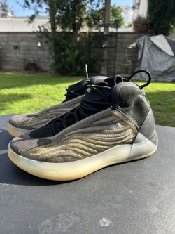 *2020 ADIDAS YEEZY QUANTUM 'BARIUM SZ 11 BASKETBALL GREY BLACK SNEAKER