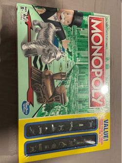 Hasbro Gaming Monopoly Board Game with 16 Tokens
