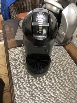 Delonghi Dolce Gusto Coffee Maker