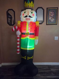 christmas inflatable 8 ft tall