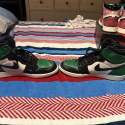 Jordan 1 OG Pine Green Size 9 M
