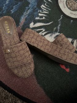 Women Guess Wedges