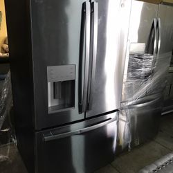 Brand New Fridges Open Box With A Scratch And Dent$699.