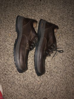 Cabela's Men's Leather Dress Shoes size 9.5