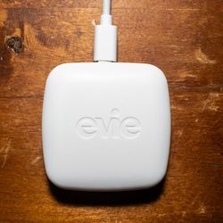 Evie Ring Charger, Size L – Like New (Cord Included)