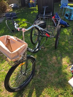 3 wheel bike with double basket