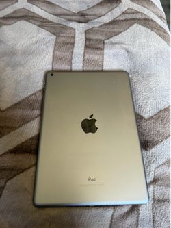 I pad 5th generation 32GB