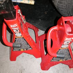 Jack Stands For Truck/SUV. Missing Post