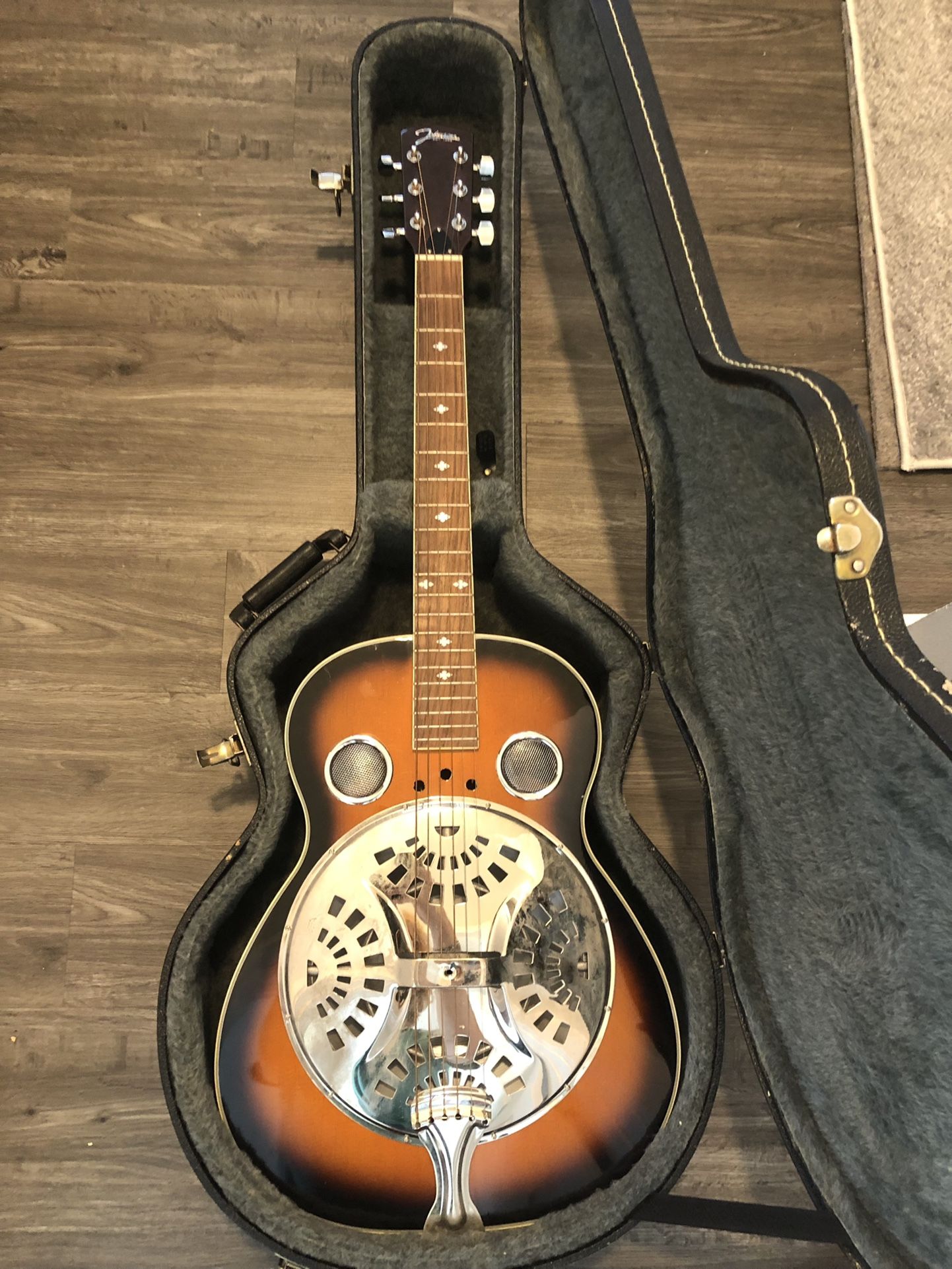 Johnson Resonator Acoustic Guitar w/ Hardcase for Sale in WA OfferUp