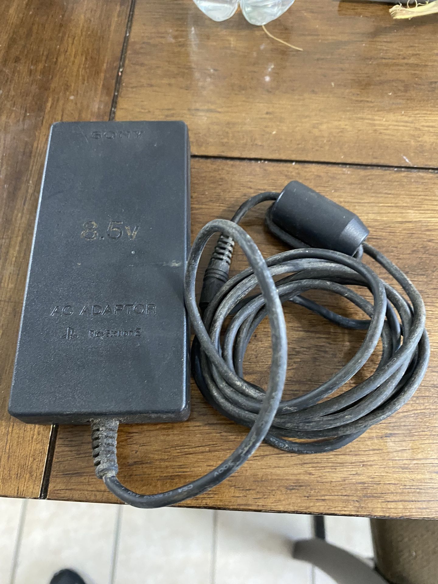 Ac Adaptor Playatation2. 8.5v