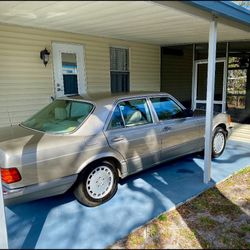 1988 Mercedes-Benz 300
