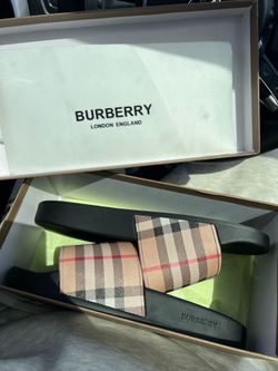 Burberry slides
