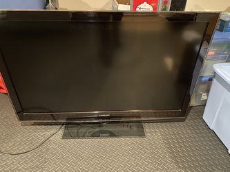 Samsung 46” Tv