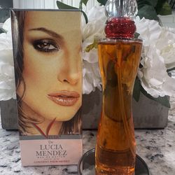 Vivir de Lucia Méndez  con feromonas