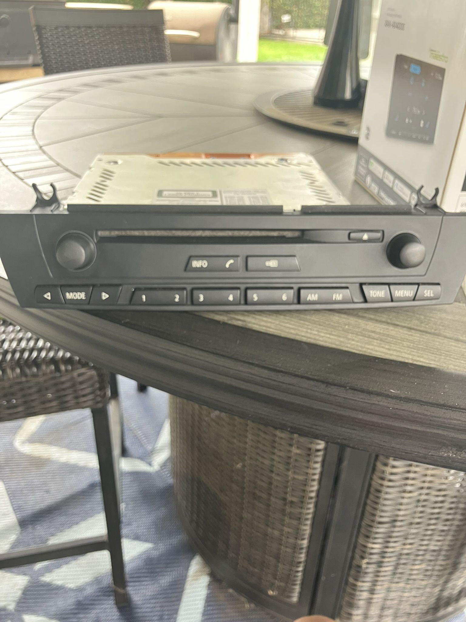 2008 BMW Z4 E85 Stock Radio n Amplifier