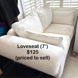 Oversized Loveseat $125 (priced to sell!!)