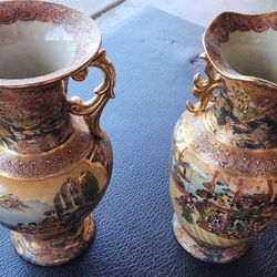 Pair of Large Japanese Satsuma-Style Decorative Vases – 12–14” – Ornate Gold Detail

Beautiful pair of large Japanese Satsuma-style decorative vases, 