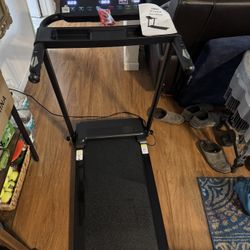 Treadmill, Folding