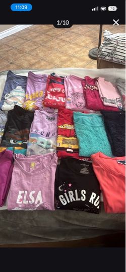 25-pack 100/ cottton school graphic t-shirt size 14/16 whole bundle -40 dollars each 2 dollars