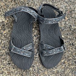 Shoes Size 14