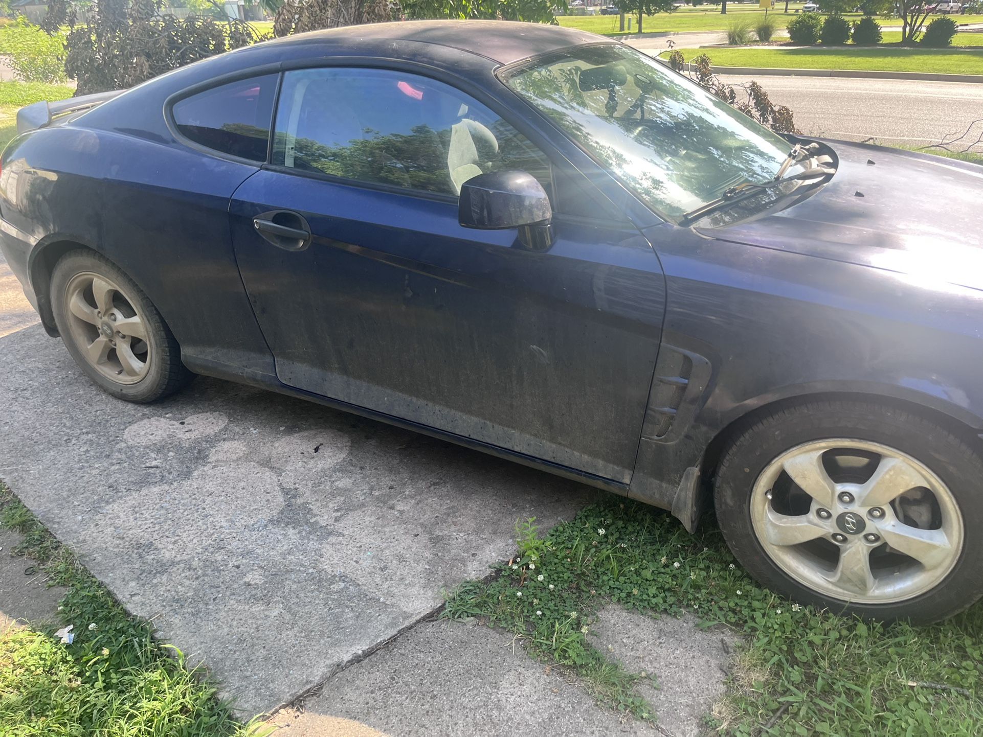 2005 Honda Tiburon Bad A.. $3500 Running Driving