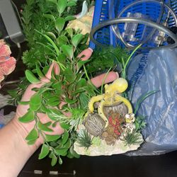 Fish Tank Decorative Pieces 