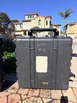 Pelican 1640 cover case.