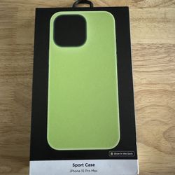 Nomad Glow 2.0 Sports Case (iPhone 15 Pro Max) (Glow In The Dark Phone Case)
